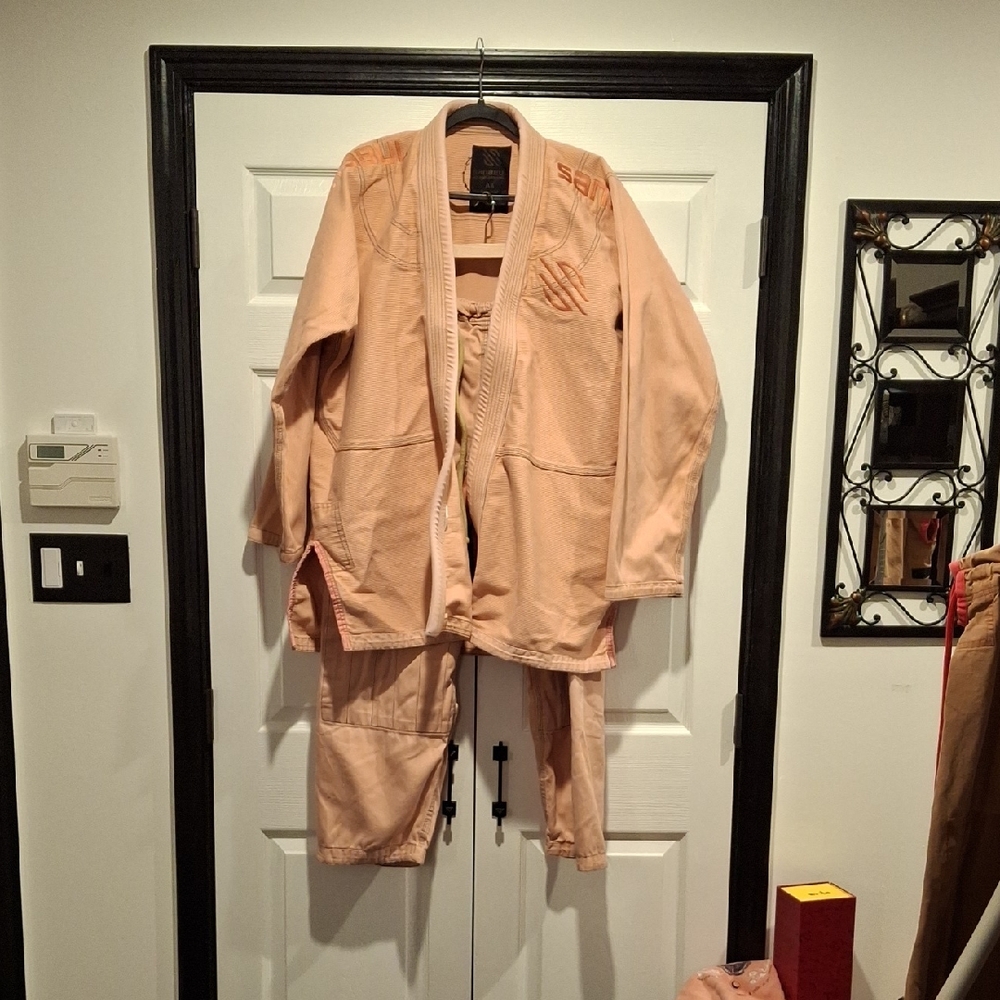 Sanabul Peach Kimono and Pants Set